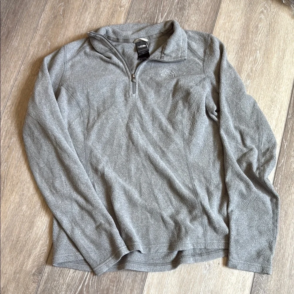 The North Face women’s lightweight quarterzip fleece - Picture 1 of 3